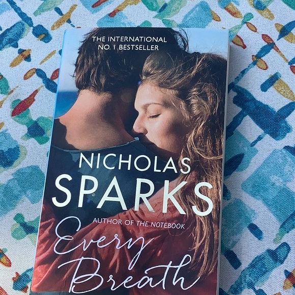 Every Breath by Nicholas Sparks - Picture 1 of 4